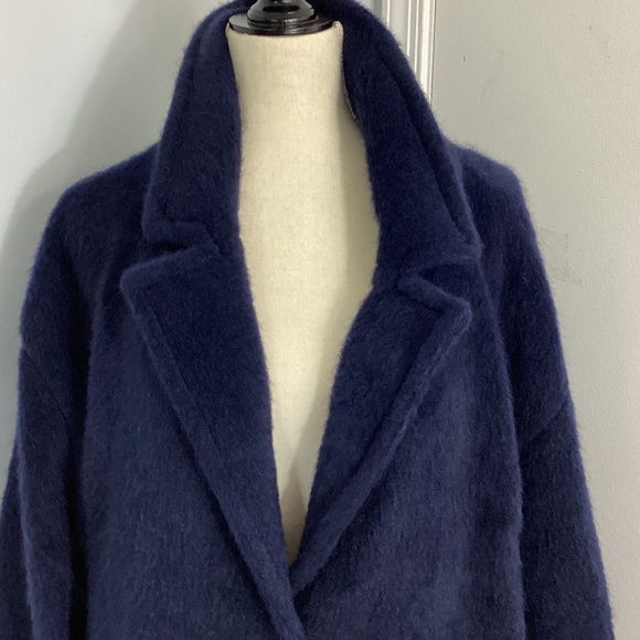 NWOT ISAAC MIZRAHI LIVE WOMAN  PLUS 2X LONG NAVY COAT NOTCH COLLAR - Picture 2 of 13